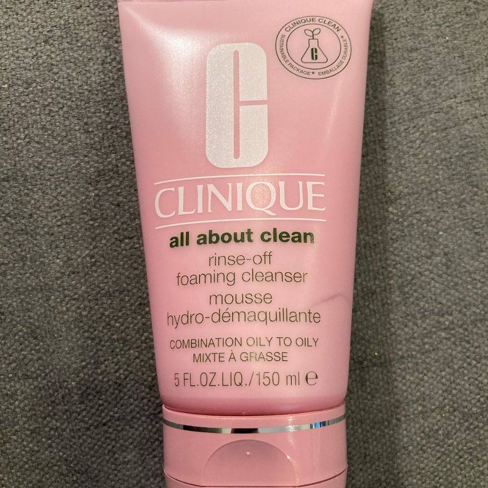 Clinique All About Clean Rinse-Off Foaming Cleanser 5 oz / 150 ml FULL SIZE